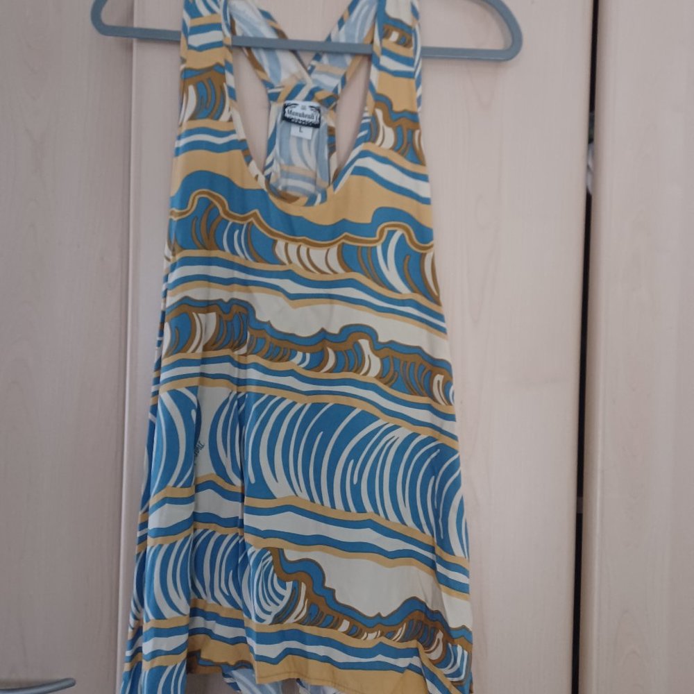 Manuhealii tank top